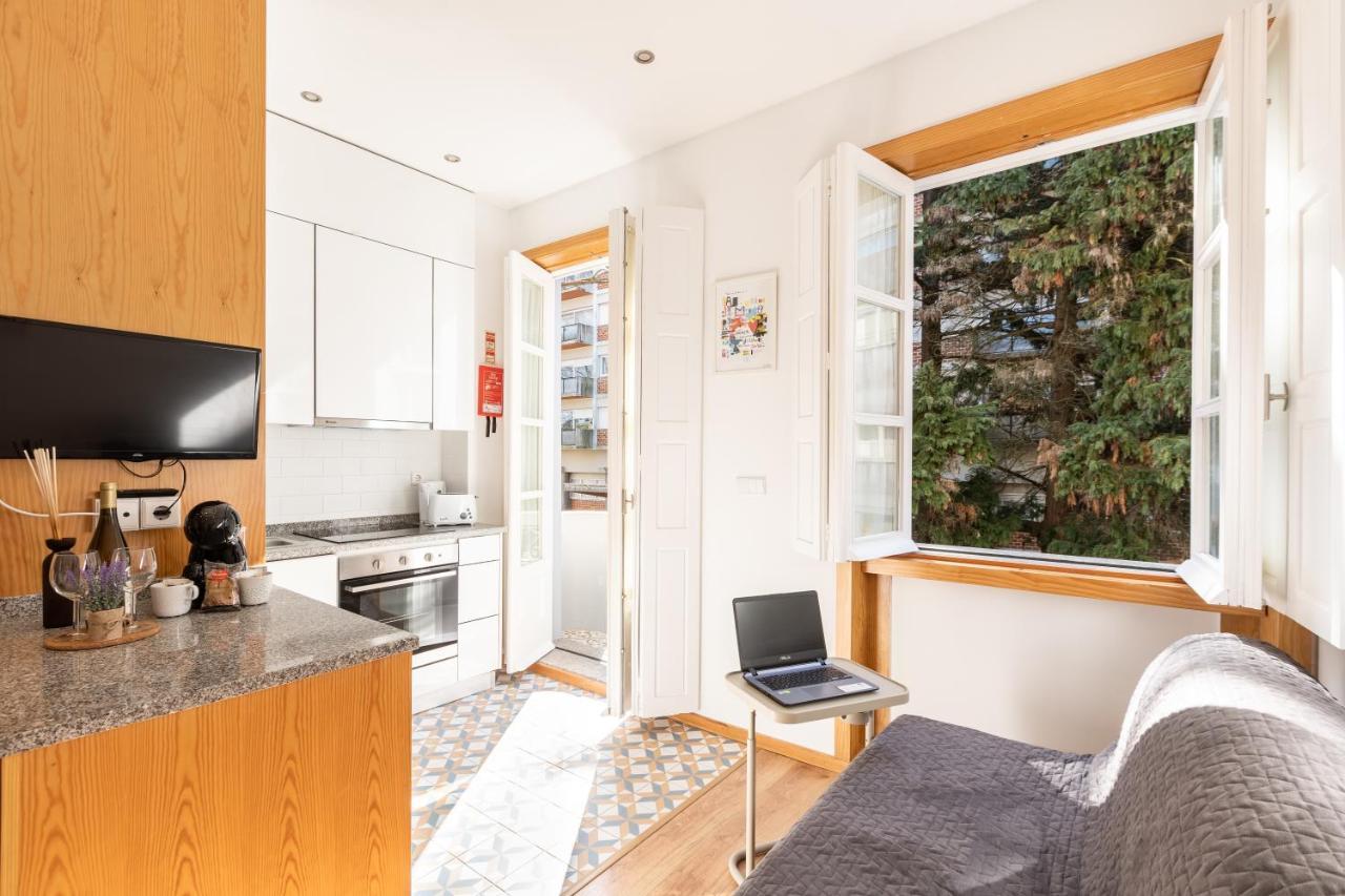 733 Costa Cabral Metro Residence Porto Eksteriør billede
