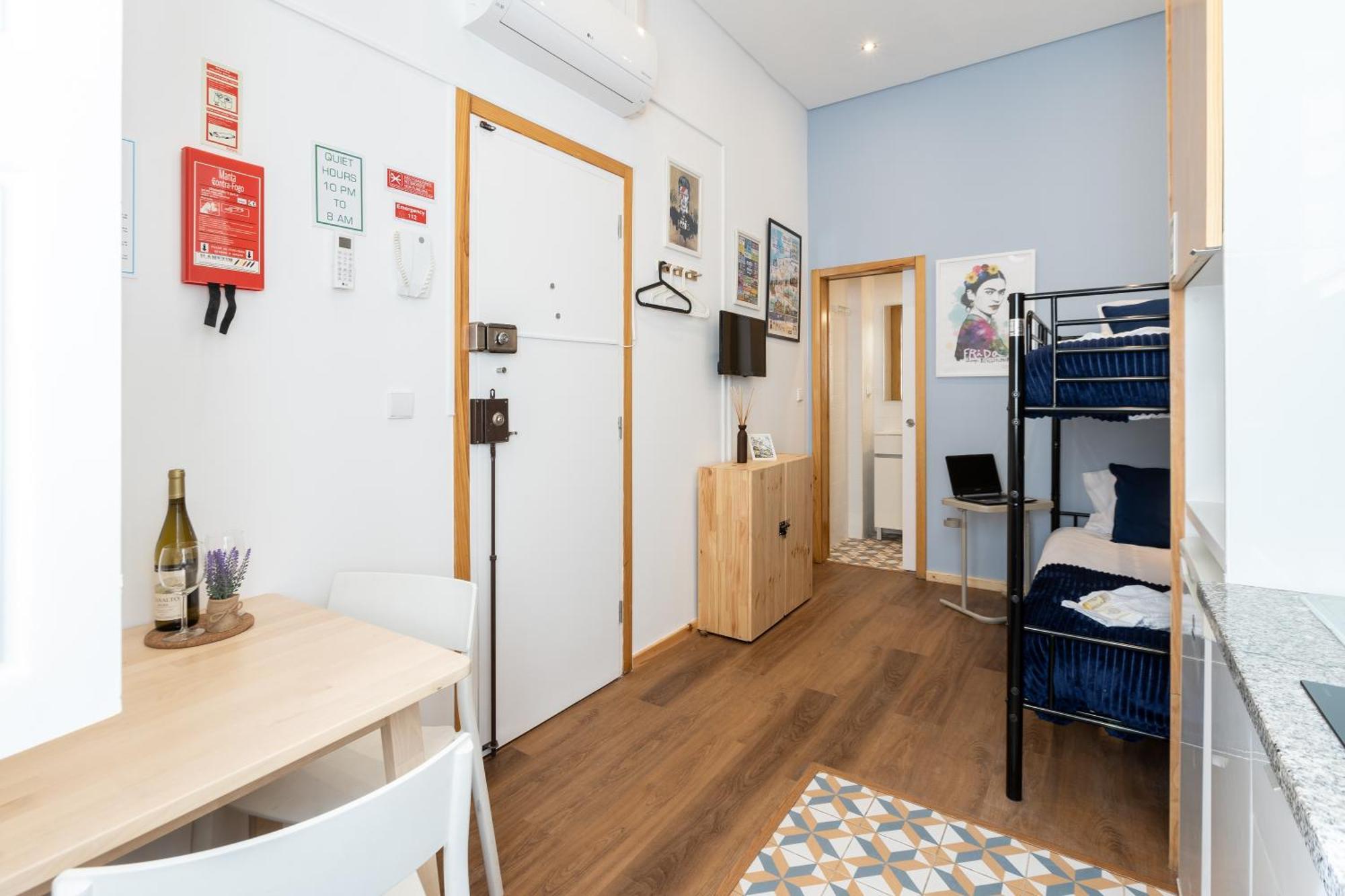 733 Costa Cabral Metro Residence Porto Værelse billede